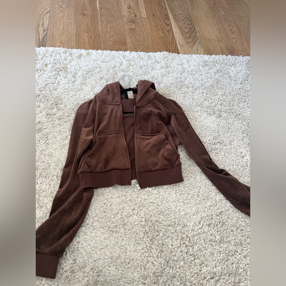 H&M Brown Velour Tracksuit - Picture 4 of 12